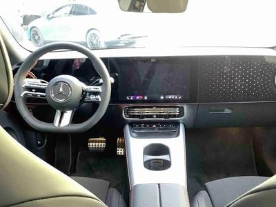 Roxo Novo 2025 Mercedes CLA 250+ Sedan | € 62.975 (Caro)