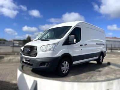 Usado Ford Transit 131 HP (96 kW) 2018 Branco Monovolume