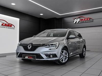 Cinzento Usado 2020 Renault Mégane IV Carrinha | € 15.950 (Preço justo)