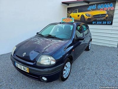 Renault Clio II
