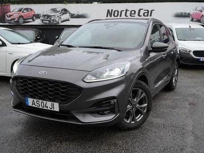 Cinzento Usado 2022 Ford Kuga ST-Line SUV | € 16.850 (Preço justo)