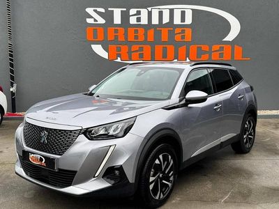 Cinzento Usado 2020 Peugeot e-2008 SUV | € 17.890 (Preço elevado)