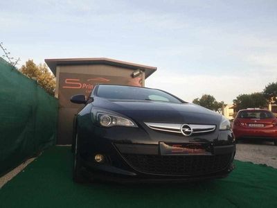 Opel Astra GTC