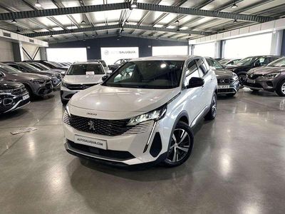Branco Usado 2024 Peugeot 3008 | € 28.900 (Preço elevado)