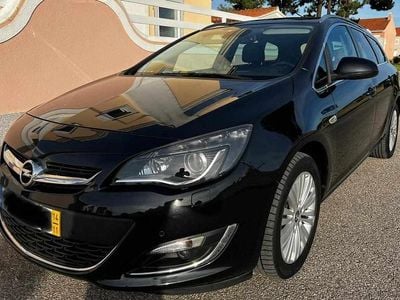 Preto Usado 2014 Opel Astra Carrinha | € 8.800 (Preço justo)