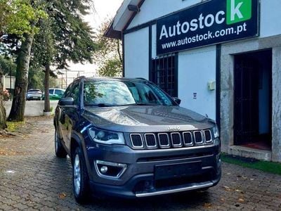 Cinzento Usado 2020 Jeep Compass Limited SUV | € 16.990 (Preço justo)