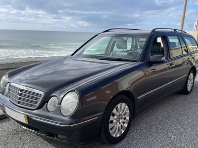 Mercedes E220