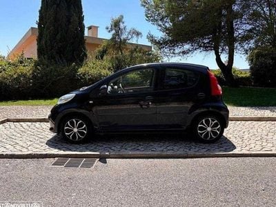 Usado 2008 Peugeot 107 Citadino | € 2.800 (Preço justo)