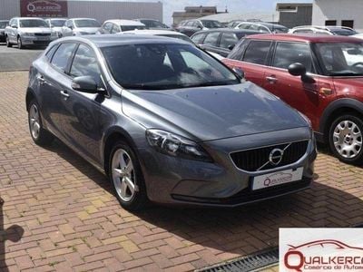 Cinza Usado 2018 Volvo V40 Inscription Carrinha | € 18.750 (Preço elevado)