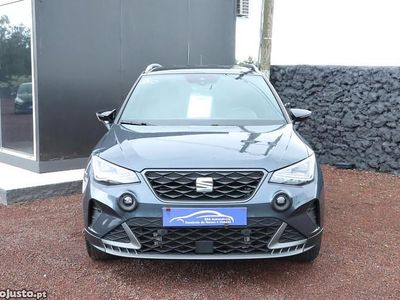 Usado Seat Arona FR 107 HP (78 kW) 2022 Cinza SUV