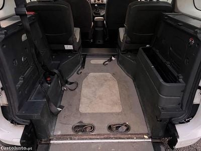 Usado Renault Kangoo 80 HP (58 kW) 2012 Branco Carrinha