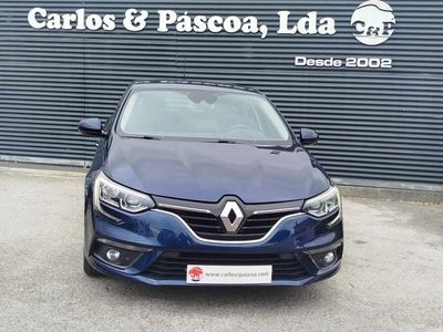 Usado Renault Mégane IV Business 115 HP (84 kW) 2019 Azul