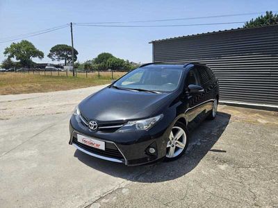 Usado Toyota Auris Touring Sports 90 HP (66 kW) 2014 Preto Carrinha