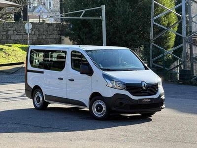 Branco Usado 2017 Renault Trafic Monovolume | € 15.750 (Preço justo)