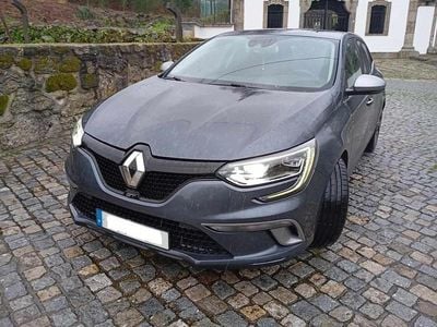 Usado Renault Mégane IV 163 HP (119 kW) 2018 Cinzento Citadino