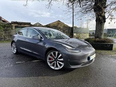 Cinzento Usado 2019 Tesla Model 3 Sedan | € 26.990 (Preço justo)