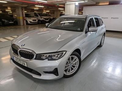 BMW 330e