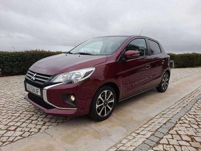Vermelho (metalizado) Usado 2022 Mitsubishi Space Star Intense Citadino | € 13.980 (Preço justo)