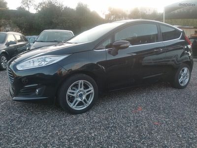 usado Ford Fiesta 1.0 105mil kms