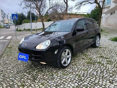 Usado Porsche Cayenne 340 HP (250 kW) 2003 SUV