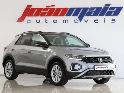 Usado VW T-Roc 116 HP (85 kW) 2025 Cinzento SUV