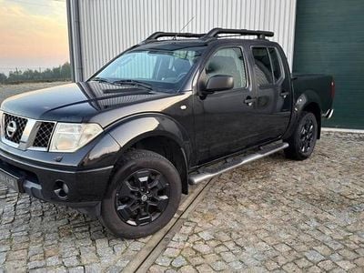 Usado Nissan Navara 174 HP (127 kW) 2006 Preto Pickup