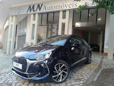 Usado DS Automobiles DS3 So Chic 110 HP (80 kW) 2019 Preto Citadino