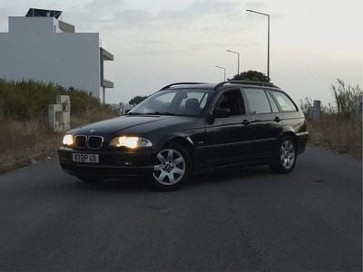 Usado 2001 BMW 320 Sedan | € 3.000 (Bom preço)