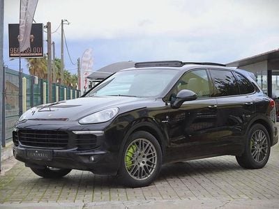 Preto Usado 2015 Porsche Cayenne SUV | € 32.990 (Bom preço)