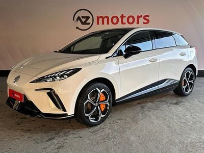 Branco Usado 2024 MG MG4 EV Luxury Citadino | € 29.990