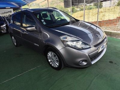 Cinza Usado 2010 Renault Clio GrandTour Dynamique Carrinha | € 7.100