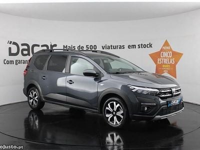 Cinza Usado 2023 Dacia Jogger Comfort Monovolume | € 16.899 (Preço justo)