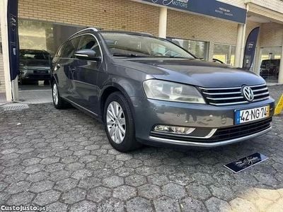 Usado VW Passat 105 HP (77 kW) 2012 Cinza Sedan