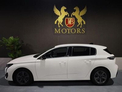 Branco Usado 2022 Peugeot 308 Active | € 20.900 (Bom preço)