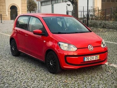 Vermelho Usado 2014 VW up! move up! Citadino | € 5.900 (Preço justo)
