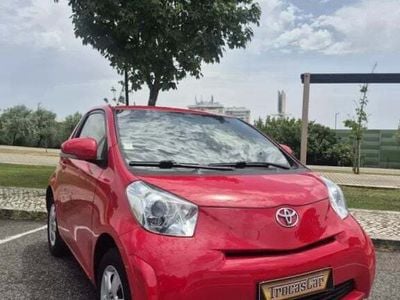 Toyota iQ