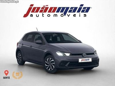 Branco Usado 2024 VW Polo Sedan | € 18.400 (Preço justo)