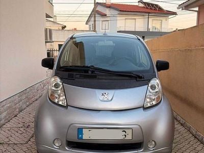 Usado 2015 Peugeot iON Citadino | € 4.950