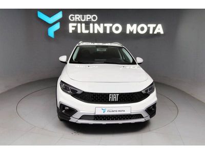 Usado Fiat Tipo Cross 101 HP (74 kW) 2023 Branco Sedan