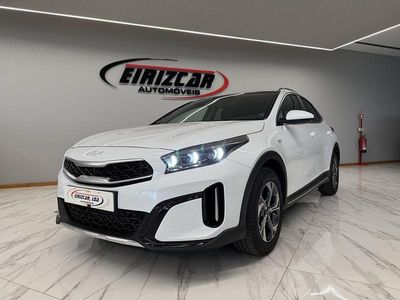 Usado Kia XCeed 100 HP (73 kW) 2025 Branco SUV