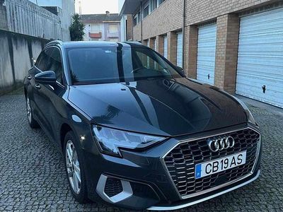 Usado Audi A3 204 HP (150 kW) 2021 Cinzento Sedan