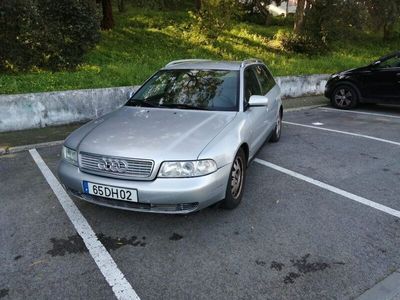 usado Audi A4 1.9tdi em bom estado geral