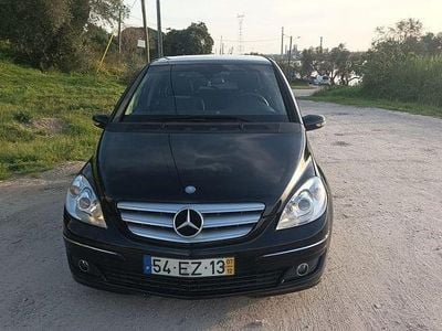 Usado Mercedes B200 140 HP (102 kW) 2007 Monovolume