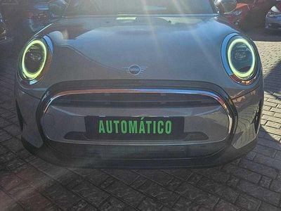 Usado Mini Cooper 136 HP (100 kW) 2021 Cinzento Citadino