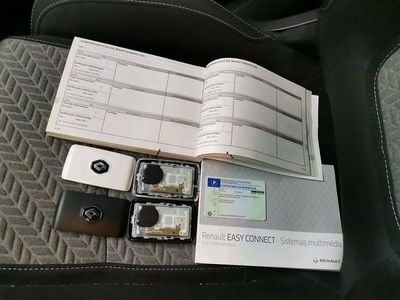 Usado Renault Mégane IV 115 HP (84 kW) 2022 Cinzento Carrinha