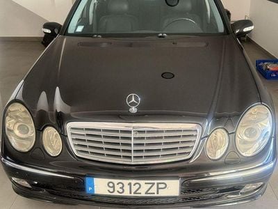Usado 2003 Mercedes E270 Avantgarde Sedan | € 8.000