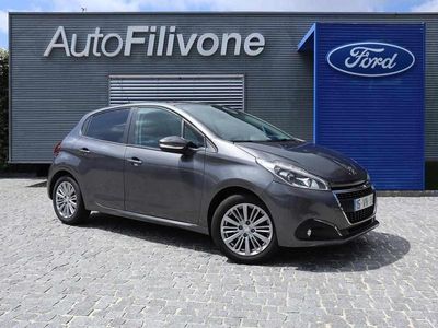 Cinzento Usado 2018 Peugeot 208 Citadino | € 10.500 (Preço justo)