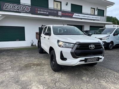 Branco Usado 2024 Toyota HiLux Pickup | € 40.000 (Preço justo)