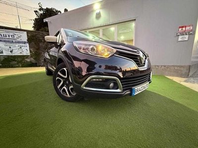 Usado Renault Captur 110 HP (80 kW) 2014 Preto SUV