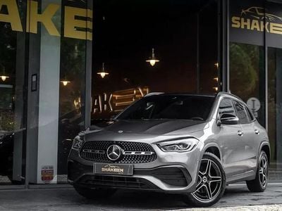 Cinza antracite Usado 2023 Mercedes GLA250 AMG line SUV | € 38.790 (Bom preço)